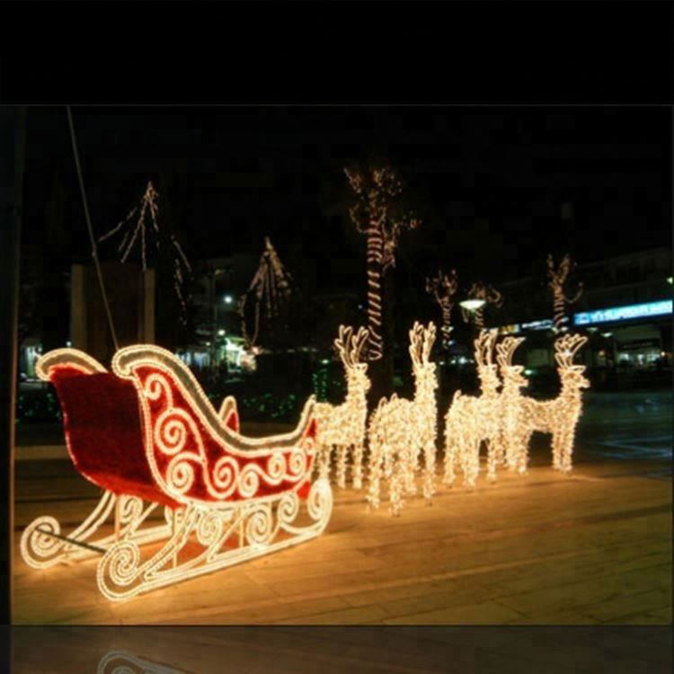 Outdoor Giant Christmas Reindeer With Led Light Waterproof Moving Reindeer Christmas Moving Reindeer