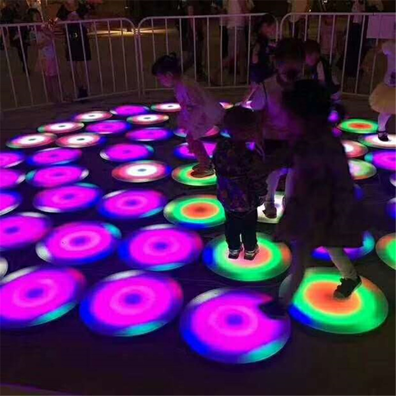 Hot Style Color Changing High Waterproof LED Video Dance Floor Tile Perfect for Outdoor Activities - 图片 5